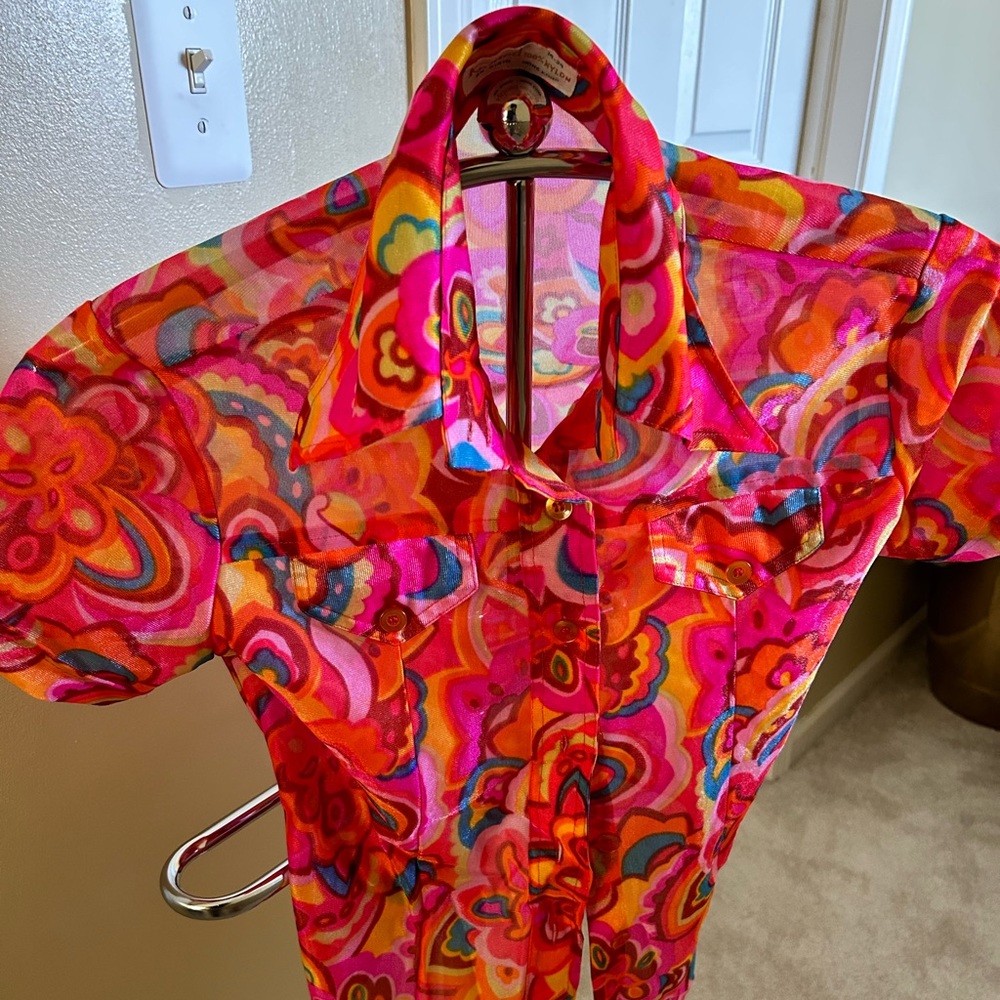 Vintage Retro Shirt with pointed collar